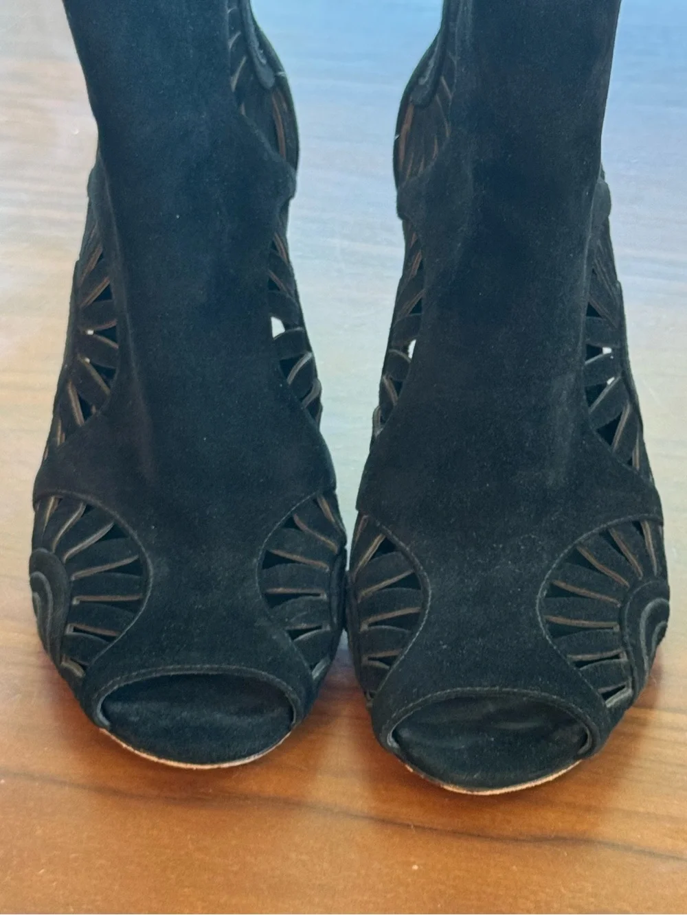 Tory Burch Leyla Black Suede Peep Toe Ankle Boots Size 8.5 🖤